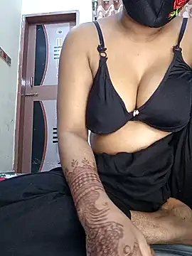 Snapshot of Jhunaki_789 chatting on April 8, 2026, 5:13 pm Jhunaki 789 online show from April 8, 2026, 5:13 pm