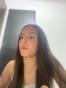 Natalia salas17 online show from November 25, 2025, 6:13 am