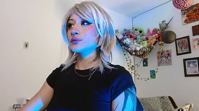 Layla quinn online show from February 17, 2026, 4:46 pm