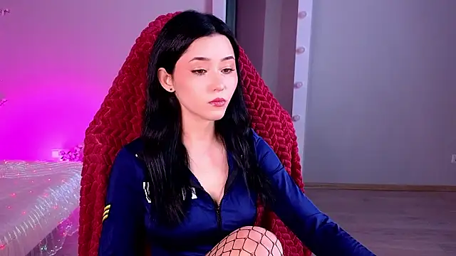 Snapshot of RedMidnight chatting on February 1, 2026, 8:40 pm RedMidnight online show from February 1, 2026, 8:40 pm