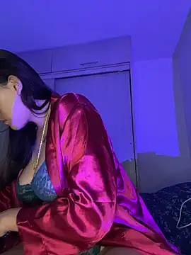 Samantafoxx  online show from December 13, 2025, 9:09 pm