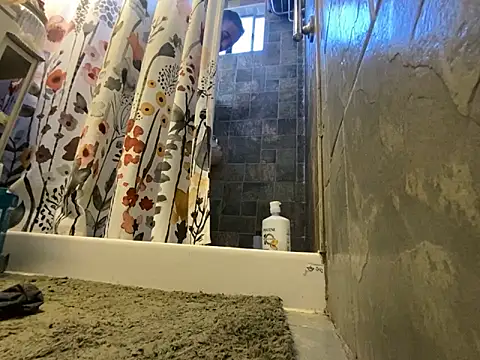 Snapshot of xxxenzo1 chatting on January 25, 2025, 6:13 pm xxxenzo1 online show from January 25, 2025, 6:13 pm