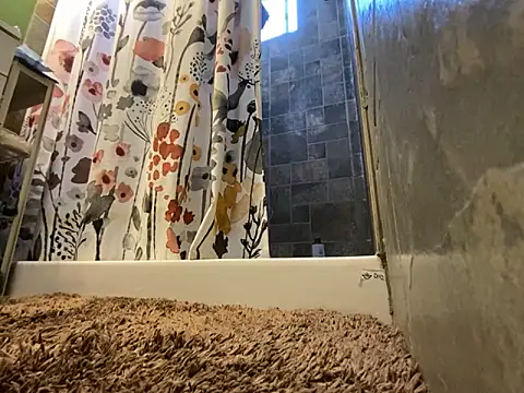 Snapshot of xxxenzo1 chatting on February 18, 2025, 6:15 pm xxxenzo1 online show from February 18, 2025, 6:15 pm