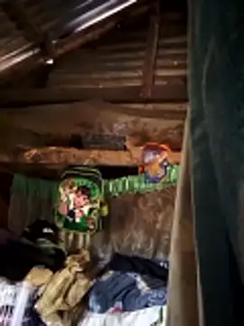 pretty hotmom07 online show from December 2, 2025, 4:40 am