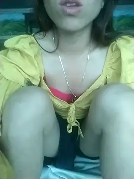 tieutam122 online show from January 19, 2026, 7:12 am