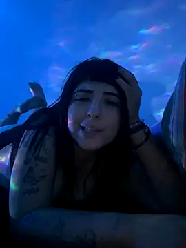 lolamuamua online show from November 25, 2025, 10:15 am