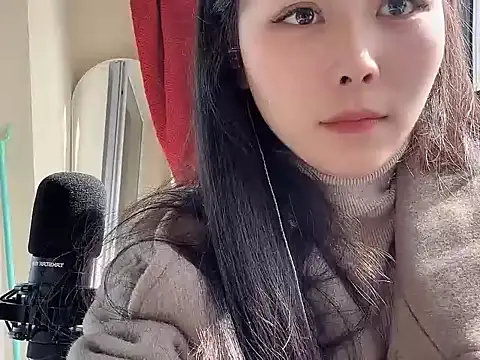 Snapshot of Zhu-zhu- chatting on November 28, 2025, 5:32 am Zhu-zhu- online show from November 28, 2025, 5:32 am