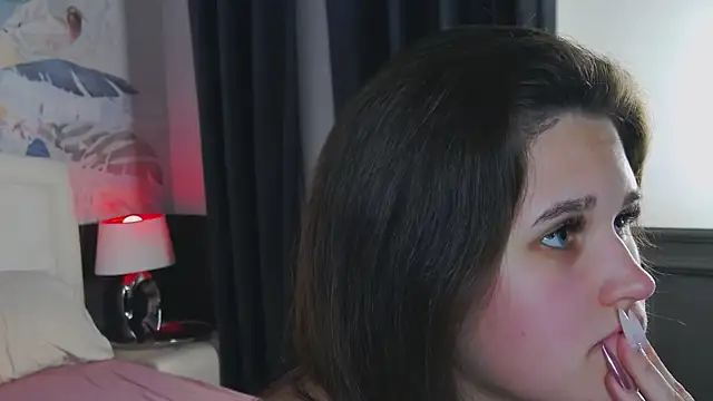 Snapshot of RishaBerry chatting on November 27, 2025, 7:49 pm RishaBerry online show from November 27, 2025, 7:49 pm