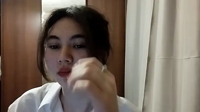 ArianeRandy online show from January 9, 2026, 3:04 pm