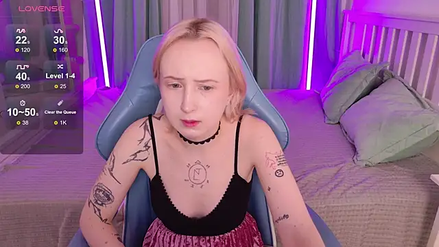 Snapshot of _Babyface_ chatting on November 26, 2025, 1:12 pm Babyface online show from November 26, 2025, 1:12 pm