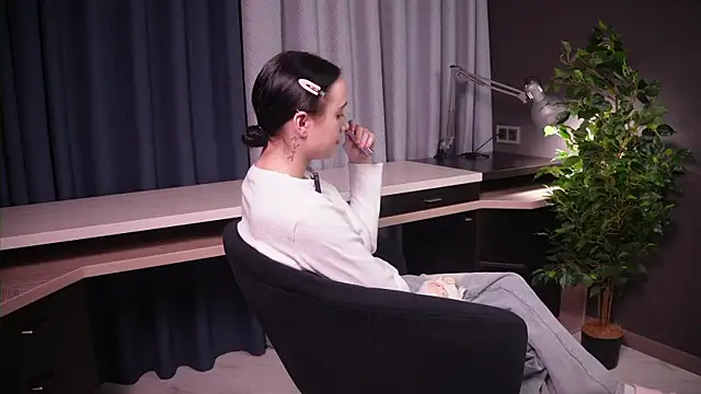 Snapshot of JesseGudgel chatting on November 30, 2025, 10:41 am JesseGudgel online show from November 30, 2025, 10:41 am