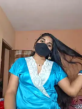 Snapshot of adite20 chatting on December 5, 2025, 5:31 pm adite20 online show from December 5, 2025, 5:31 pm