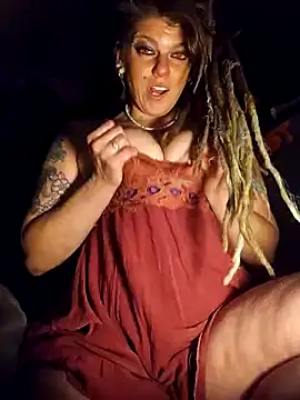 Snapshot of Horny_hippie chatting on March 3, 2025, 12:04 am Horny hippie online show from March 3, 2025, 12:04 am