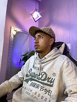 Snapshot of Brand_Collins chatting on March 3, 2026, 12:11 pm Brand Collins online show from March 3, 2026, 12:11 pm