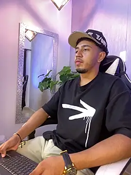 Snapshot of Brand_Collins chatting on March 20, 2026, 11:48 am Brand Collins online show from March 20, 2026, 11:48 am