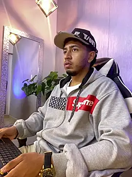 Snapshot of Brand_Collins chatting on March 25, 2026, 11:49 am Brand Collins online show from March 25, 2026, 11:49 am