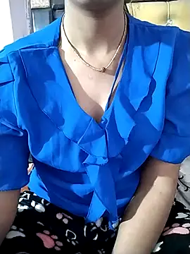 Snapshot of RASHMI_SHARMA9 chatting on February 10, 2026, 6:23 pm RASHMI SHARMA9 online show from February 10, 2026, 6:23 pm