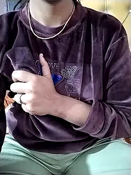 Snapshot of RASHMI_SHARMA9 chatting on February 14, 2026, 1:08 pm RASHMI SHARMA9 online show from February 14, 2026, 1:08 pm