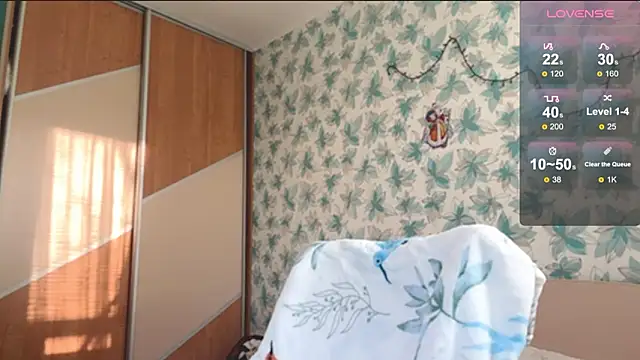 Barbie Blondie online show from March 19, 2026, 1:48 pm