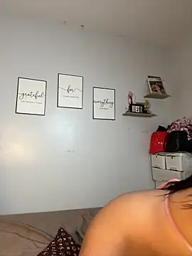 Diannellove online show from February 18, 2026, 4:14 pm