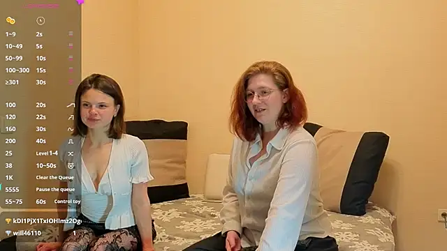 AlexaLurexx online show from January 14, 2026, 2:12 pm