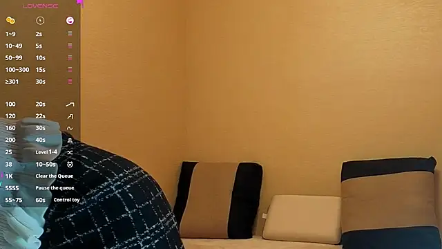 AlexaLurexx online show from February 6, 2026, 2:09 pm