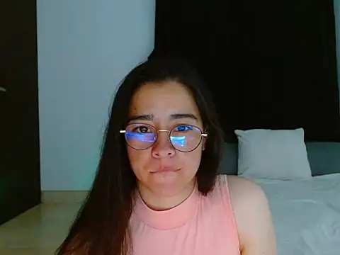 seductrixee online show from January 6, 2026, 1:42 am