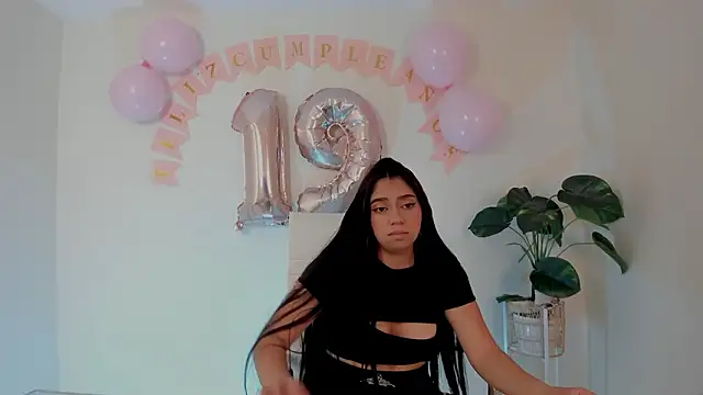 Snapshot of luna_cute__ chatting on February 21, 2026, 2:07 pm luna cute online show from February 21, 2026, 2:07 pm