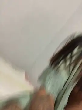 casalnovo8 online show from December 1, 2025, 5:12 am