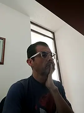 Fuegosutil online show from January 8, 2026, 4:42 pm