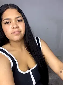 Snapshot of Teen_Valery chatting on November 28, 2025, 5:32 am Teen Valery online show from November 28, 2025, 5:32 am