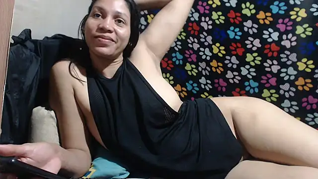 ELIZABET2- online show from May 3, 2026, 12:05 am