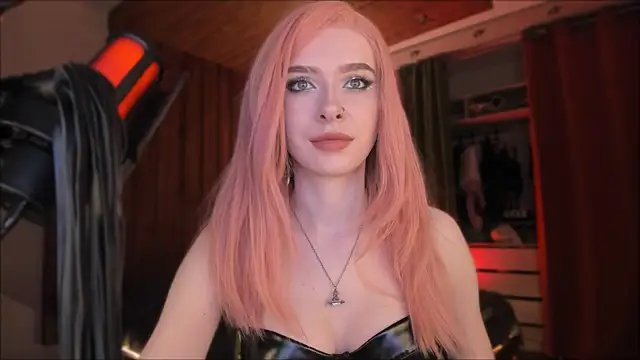 Mistress Iris online show from November 27, 2025, 6:32 pm