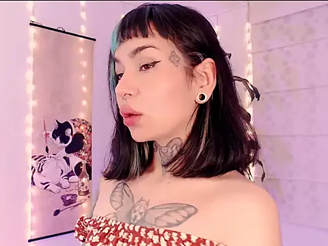 Snapshot of justmartina_ chatting on February 25, 2026, 12:53 am justmartina online show from February 25, 2026, 12:53 am