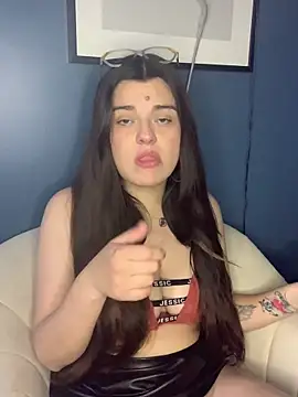 Snapshot of Scarletts_Boobs chatting on January 13, 2026, 9:20 pm Scarletts Boobs online show from January 13, 2026, 9:20 pm