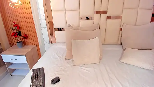 Snapshot of samantha_quinnn chatting on February 4, 2026, 4:40 am samantha quinnn online show from February 4, 2026, 4:40 am