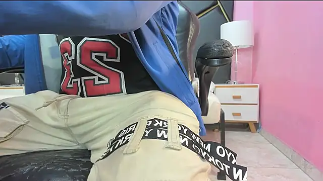 Snapshot of JoseVesga chatting on November 26, 2025, 1:50 am JoseVesga online show from November 26, 2025, 1:50 am