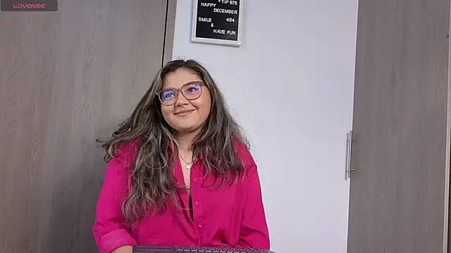 ArianaBlak  online show from December 13, 2025, 9:42 pm