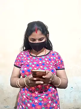 Snapshot of Pooja_bhabhi00 chatting on December 16, 2025, 5:12 am Pooja bhabhi00 online show from December 16, 2025, 5:12 am