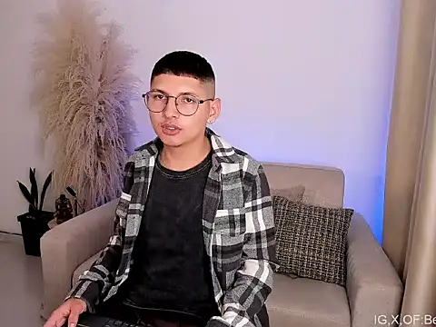 Juan belmont online show from April 17, 2026, 1:41 am