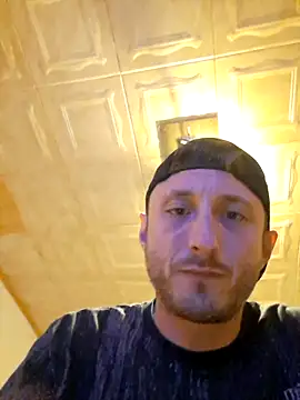 Snapshot of Davidmuck89 chatting on November 26, 2025, 5:52 am Davidmuck89 online show from November 26, 2025, 5:52 am