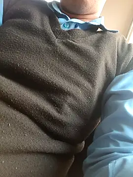 Snapshot of achut32 chatting on November 26, 2025, 11:22 am achut32 online show from November 26, 2025, 11:22 am