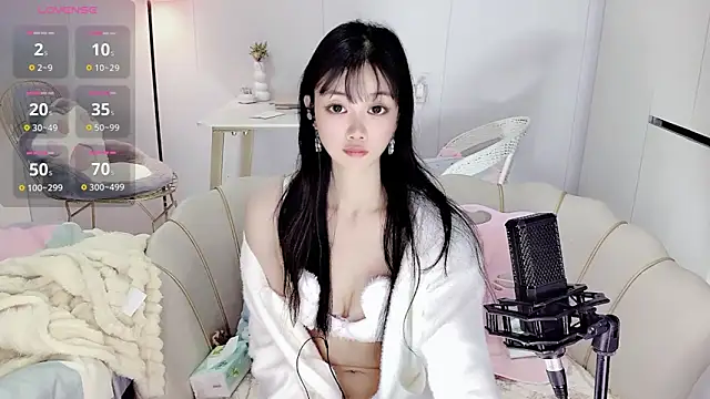 Snapshot of Coral_888 chatting on December 2, 2025, 11:00 pm Coral 888 online show from December 2, 2025, 11:00 pm