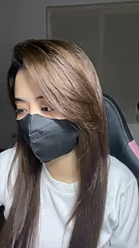 Snapshot of Lunamoon68 chatting on April 7, 2026, 7:03 pm Lunamoon68 online show from April 7, 2026, 7:03 pm