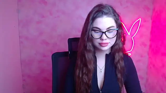 Violetta Brilliant online show from December 19, 2025, 12:56 pm