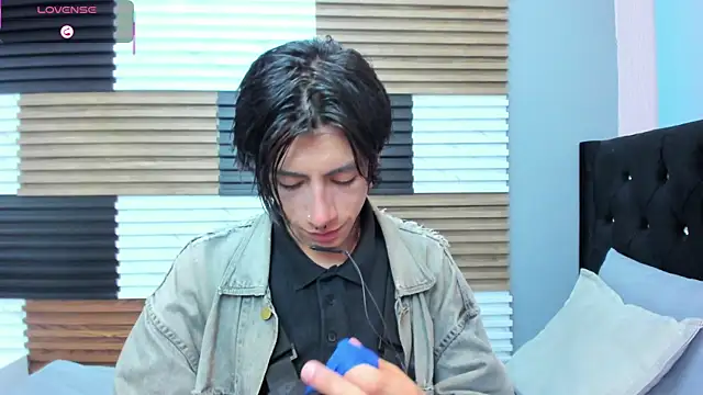 LiamShelby online show from January 15, 2026, 4:17 am