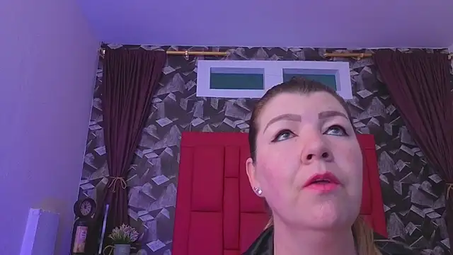 Snapshot of marla_daze chatting on February 25, 2026, 11:42 am marla daze online show from February 25, 2026, 11:42 am