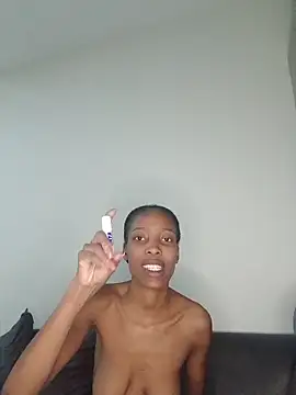 MsParisSmith online show from January 6, 2026, 6:11 pm