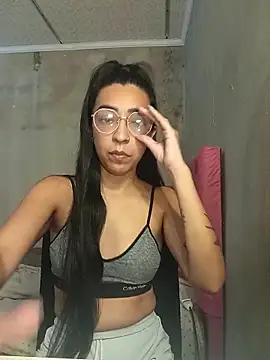 Yani-14 online show from December 4, 2025, 5:54 pm