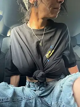 Soniaxxx31 online show from April 10, 2026, 5:39 pm